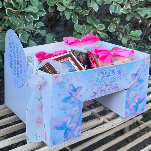 Desayuno Jardín de Mariposas