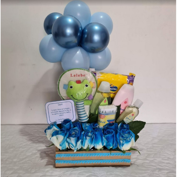 Caja Bienvenida Bebé con Rosas